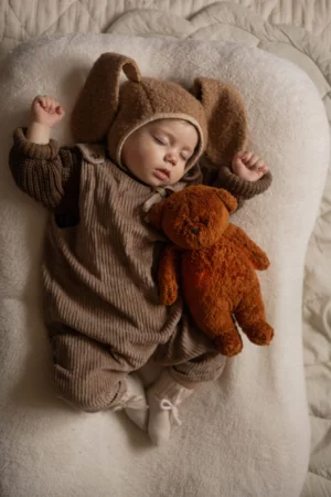 Moonie – ourson nature bio avec sons & lumières caramel - BB&CO – Image 2