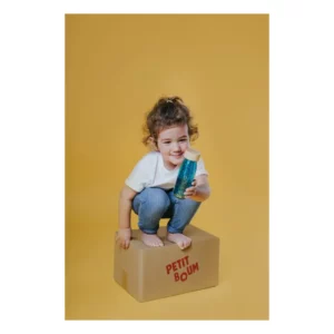 Bouteille sensorielle Float turquoise - PETIT BOUM – Image 2